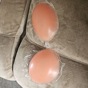 Silicone strapless push up bra for C cup